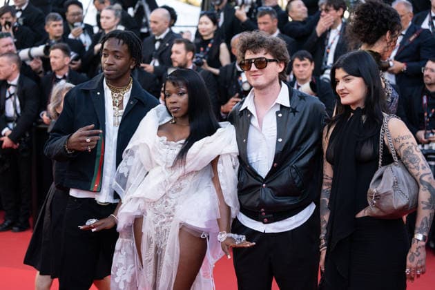 Cannes - La Vie D Une Femme A Women s Life Red Carpet Theodora and Jeez Suave attend the La Vie D Une Femme screening during the 79th annual Cannes Film Festival at Palais des Festivals on May 13, 2026 in Cannes, France on May 13, 2026. Photo by LounisPhotography ABACAPRESS.COM Cannes France  Copyright: xLounisPhotography ABACAx