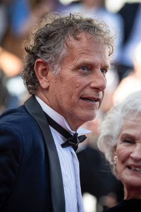 Charles Berling Montée des marches for La vie dune femme at the 79th Cannes International Film Festival on May 13, 2026 Jacovides Moreau Bestimage Red carpet for A womans life at the 79th Cannes International Film Festival on May 13, 2026 Cannes France  Copyright: xJACOVIDES-MOREAUx xBESTIMAGExJACOVIDES-MOREAUx xBESTIMAGEx
