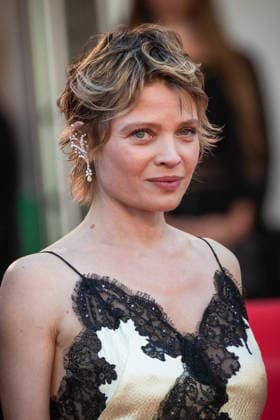 Mélanie Thierry Bijoux Tasaki Montée des marches du film La vie dune femme lors du 79ème Festival International du Film de Cannes, le 13 mai 2026 Jacovides Moreau Bestimage Red carpet for A womans life at the 79th Cannes International Film Festival on May 13, 2026 Cannes France  Copyright: xJACOVIDES-MOREAUx xBESTIMAGExJACOVIDES-MOREAUx xBESTIMAGEx
