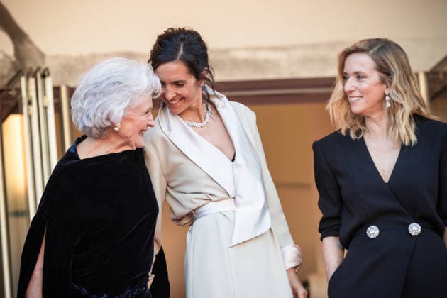 Marie Christine Barrault, Charline Bourgeois Tacquet, Léa Drucker Montée des marches du film La vie dune femme lors du 79ème Festival International du Film de Cannes, le 13 mai 2026 Jacovides Moreau Bestimage Red carpet for A womans life at the 79th Cannes International Film Festival on May 13, 2026 Cannes France  Copyright: xJACOVIDES-MOREAUx xBESTIMAGExJACOVIDES-MOREAUx xBESTIMAGEx