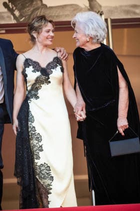 Mélanie Thierry Bijoux Tasaki , Marie Christine Barrault Montée des marches du film La vie dune femme lors du 79ème Festival International du Film de Cannes, le 13 mai 2026 Jacovides Moreau Bestimage Red carpet for A womans life at the 79th Cannes International Film Festival on May 13, 2026 Cannes France  Copyright: xJACOVIDES-MOREAUx xBESTIMAGExJACOVIDES-MOREAUx xBESTIMAGEx
