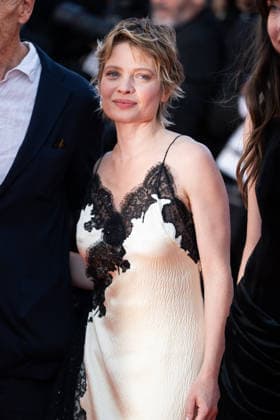 Cannes - La Vie D Une Femme A Women s Life Red Carpet Mélanie Thierry attends the La Vie D Une Femme screening during the 79th annual Cannes Film Festival at Palais des Festivals on May 13, 2026 in Cannes, France on May 13, 2026. Photo by LounisPhotography ABACAPRESS.COM Cannes France  Copyright: xLounisPhotography ABACAx