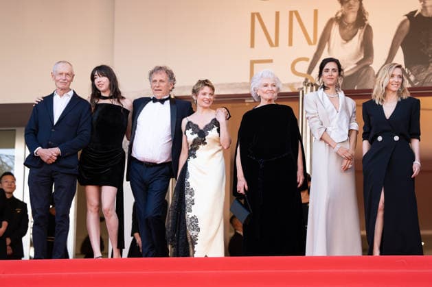 Cannes - La Vie D Une Femme A Women s Life Red Carpet Erri de Luca, Mélanie Thierry, Suzanne De Baecque, Charline Bourgeois-Tacquet, Léa Drucker, Marie-Christine Barrault and Charles Berling attend the La Vie D Une Femme screening during the 79th annual Cannes Film Festival at Palais des Festivals on May 13, 2026 in Cannes, France on May 13, 2026. Photo by LounisPhotography ABACAPRESS.COM Cannes France  Copyright: xLounisPhotography ABACAx