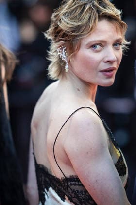 Mélanie Thierry Bijoux Tasaki Montée des marches du film La vie dune femme lors du 79ème Festival International du Film de Cannes, le 13 mai 2026 Jacovides Moreau Bestimage Red carpet for A womans life at the 79th Cannes International Film Festival on May 13, 2026 Cannes France  Copyright: xJACOVIDES-MOREAUx xBESTIMAGExJACOVIDES-MOREAUx xBESTIMAGEx