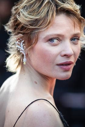 Mélanie Thierry Bijoux Tasaki Montée des marches du film La vie dune femme lors du 79ème Festival International du Film de Cannes, le 13 mai 2026 Jacovides Moreau Bestimage Red carpet for A womans life at the 79th Cannes International Film Festival on May 13, 2026 Cannes France  Copyright: xJACOVIDES-MOREAUx xBESTIMAGExJACOVIDES-MOREAUx xBESTIMAGEx