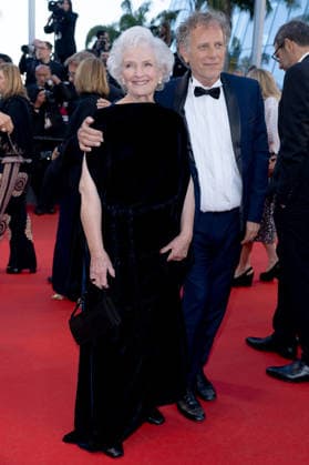 Charles Berling, Marie Christine Barrault Descente des marches du film La vie dune femme lors du 79ème Festival International du Film de Cannes, le 13 mai 2026 Olivier Borde Bestimage People leaving the red carpet for A womans life at the 79th Cannes International Film Festival on May 13, 2026 Cannes France  Copyright: xOLIVIERxBORDEx xBESTIMAGExOLIVIERxBORDEx xBESTIMAGEx