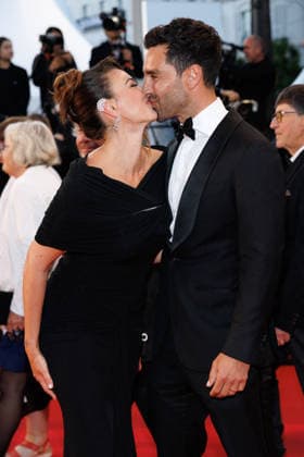 Rachel Legrain Trapani et son mari Valentin Léonard Montée des marches du film Labandon lors du 79ème Festival International du Film de Cannes, le 13 mai 2026 Jacovides Moreau Bestimage Red carpet for Forsaken at the 79th Cannes International Film Festival on May 13, 2026 Cannes France  Copyright: xJACOVIDES-MOREAUx xBESTIMAGExJACOVIDES-MOREAUx xBESTIMAGEx