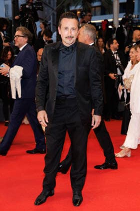Michaël Cohen Montée des marches du film Labandon lors du 79ème Festival International du Film de Cannes, le 13 mai 2026 Jacovides Moreau Bestimage Red carpet for Forsaken at the 79th Cannes International Film Festival on May 13, 2026 Cannes France  Copyright: xJACOVIDES-MOREAUx xBESTIMAGExJACOVIDES-MOREAUx xBESTIMAGEx