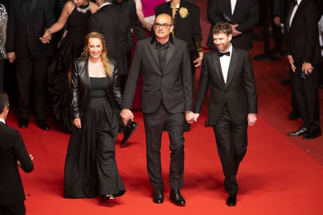 Cannes Labandon Red Carpet EB French actress Emmanuelle Bercot, French director and screenwriter Vincent Garenq and French actor Antoine Reinartz arrive for the screening of the film L Abandon at the 79th edition of the Cannes Film Festival in Cannes, southern France on May 13, 2026. Photo by Eliot Blondet ABACAPRESS.COM Cannes France France  Copyright: xBlondetxEliot ABACAx