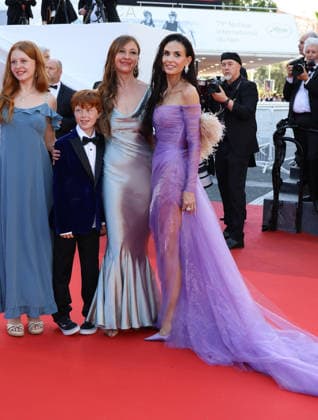 79ème Festival International du Film de Cannes Montée des marches du film La Vie dune Femme 79th Cannes Film Festival Red carpet of the film La vie dune femme Demi Moore 455930 2026 05 13 Cannes France  Copyright: xIsabellexVautierx xStarfacex STAR_455930_024