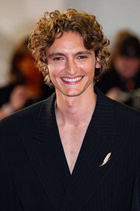 Cannes L Abandon Screening NG Vassili Schneider attending the ‘L Abandon (Forsaken)’ Screening and Red Carpet at Palais Des Festivals in Cannes, France on May 13 2026 as part of the 79th Cannes Film Festival. Photo by Nicolas Genin ABACAPRESS.COM Cannes France  Copyright: xGeninxNicolas ABACAx