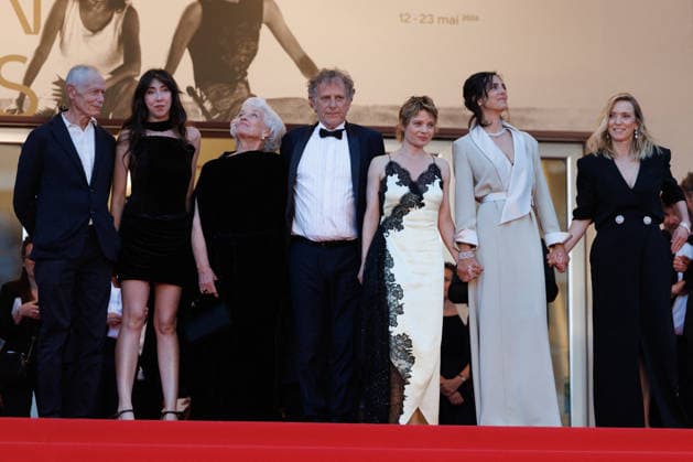 Erri De Luca, Suzanne de Baecque, Marie Christine Barrault, Charles Berling, Mélanie Thierry Bijoux Tasaki , Charline Bourgeois Tacquet, Léa Drucker Descente des marches du film La vie dune femme lors du 79ème Festival International du Film de Cannes, le 13 mai 2026 Jacovides Moreau Bestimage People leaving the redcarpet for A womans life at the 79th Cannes International Film Festival on May 13, 2026  Copyright: xJACOVIDES-MOREAUx xBESTIMAGExJACOVIDES-MOREAUx xBESTIMAGEx