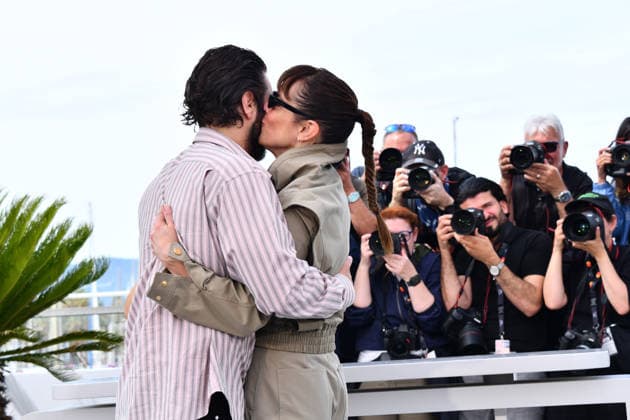 79th Cannes International Film Festival Photocall du film La Vénus Electrique 79th Cannes International Film Festival LA VENUS ELECTRIQUE photocall Vimala Pons, Pio Marmaï pose during La Vénus Electrique The Electric Kiss photocall at the 79th annual Cannes Film Festival at Palais des Festivals Thomas Bohlen Starface 2026 05 12 455951 2026 05 13 Cannes France  Copyright: xThomasxBohlenx STAR_455951_020