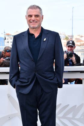 79th Cannes International Film Festival Photocall du film La Vénus Electrique 79th Cannes International Film Festival LA VENUS ELECTRIQUE photocall Pierre Salvadori poses during La Vénus Electrique The Electric Kiss photocall at the 79th annual Cannes Film Festival at Palais des Festivals Thomas Bohlen Starface 2026 05 12 455951 2026 05 13 Cannes France  Copyright: xThomasxBohlenx STAR_455951_046
