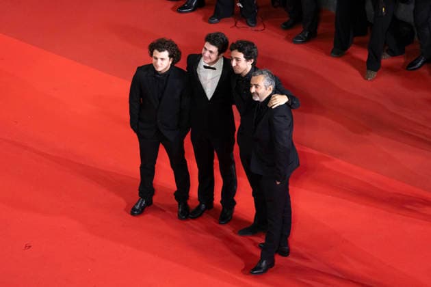 Eric Toledano et son fils, guest Montée des marches du film Labandon lors du 79ème Festival International du Film de Cannes, le 13 mai 2026 Camilla Canalini Bestimage Red carpet for Forsaken at the 79th Cannes International Film Festival on May 13, 2026 Cannes France  Copyright: xCamillaxCanalinix xBestimagexCamillaxCanalinix xBestimagex