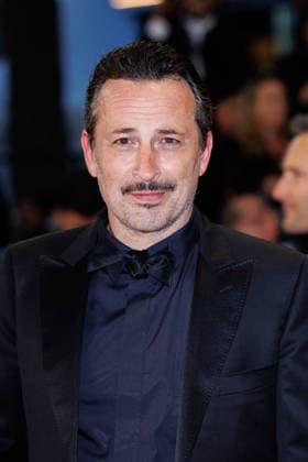 Michaël Cohen Montée des marches du film Labandon lors du 79ème Festival International du Film de Cannes, le 13 mai 2026 Jacovides Moreau Bestimage Red carpet for Forsaken at the 79th Cannes International Film Festival on May 13, 2026 Cannes France  Copyright: xJACOVIDES-MOREAUx xBESTIMAGExJACOVIDES-MOREAUx xBESTIMAGEx
