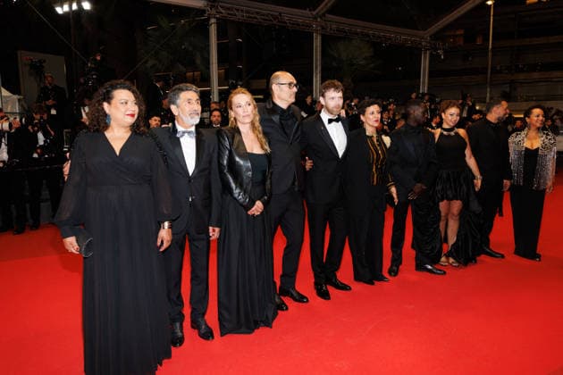 Guest, Azize Kabouche, Emmanuelle Bercot, Vincent Garenq, Antoine Reinartz, Mounira Barbouch, Diamadoua Sissoko, Sandy Lewis Godefroy, Nedjim Bouizzoul, guest Montée des marches du film Labandon lors du 79ème Festival International du Film de Cannes, le 13 mai 2026 Jacovides Moreau Bestimage Red carpet for Forsaken at the 79th Cannes International Film Festival on May 13, 2026 Cannes France Copyright: xJACOVIDES-MOREAUx xBESTIMAGExJACOVIDES-MOREAUx xBESTIMAGEx