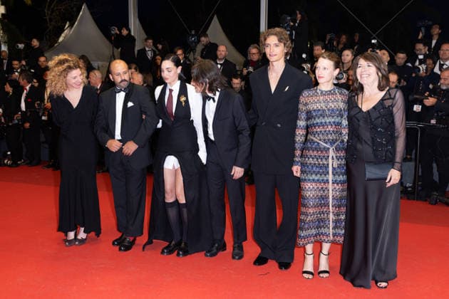 Carine Ruszniewski, Pierre Antoine Billon, Souheila Yacoub, Bérenger Thouin, Vassili Schneider, Yile Yara Vianello, Enrica Capra Montée des marches du film Labandon lors du 79ème Festival International du Film de Cannes, le 13 mai 2026 Olivier Borde Bestimage Red carpet for Forsaken at the 79th Cannes International Film Festival on May 13, 2026 Cannes France  Copyright: xOLIVIERxBORDEx xBESTIMAGExOLIVIERxBORDEx xBESTIMAGEx
