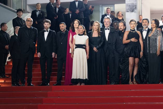 Vincent Garenq, Antoine Reinartz, Nedjim Bouizzoul, guest, Mickaëlle Paty soeur de Samuel Paty , Emmanuelle Bercot, François Kraus, Diamadoua Sissoko, guest, Emma Boumali, Azize Kabouche, Sandy Lewis Godefroy Montée des marches du film Labandon lors du 79ème Festival International du Film de Cannes, le 13 mai 2026 Olivier Borde Bestimage Red carpet for Forsaken at the 79th Cannes International Film Festival on May 13, 2026 unknown Copyright: xAGENCEx xBESTIMAGExAGENCEx xBESTIMAGEx