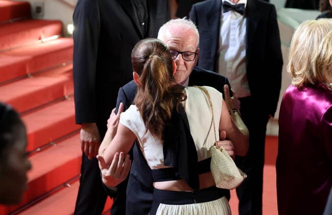 Thierry Frémaux, Mickaëlle Paty Soeur de Samuel Paty Montée des marches du film Labandon lors du 79ème Festival International du Film de Cannes, le 13 mai 2026 Jacovides Moreau Bestimage Red carpet for Forsaken at the 79th Cannes International Film Festival on May 13, 2026 Cannes France  Copyright: xJACOVIDES-MOREAUx xBESTIMAGExJACOVIDES-MOREAUx xBESTIMAGEx