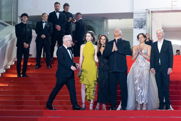 Thierry Frémaux, Meadow Walker, Jordana Brewster, Vin Diesel, Michelle Rodriguez, Neal H Moritz Montée des marches du film The Fast and the Furious lors du 79ème Festival International du Film de Cannes, le 13 mai 2026 Olivier Borde Bestimage Red carpet for The Fast and the Furious at the 79th Cannes International Film Festival on May 13, 2026 Cannes France  Copyright: xOLIVIERxBORDEx xBESTIMAGExOLIVIERxBORDEx xBESTIMAGEx