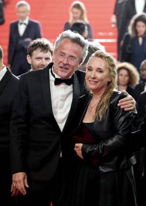 François Kraus, Emmanuelle Bercot Descente des marches du film Labandon lors du 79ème Festival International du Film de Cannes, le 13 mai 2026 Jacovides Moreau Bestimage People leaving the red carpet for Forsaken at the 79th Cannes International Film Festival on May 13, 2026 Cannes France  Copyright: xJACOVIDES-MOREAUx xBESTIMAGExJACOVIDES-MOREAUx xBESTIMAGEx
