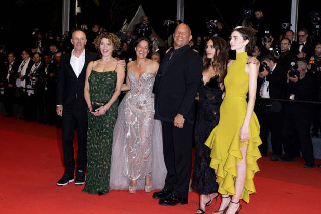 Neal H Moritz, Dame Donna Langley, Michelle Rodriguez, Vin Diesel, Jordana Brewster, Meadow Walker Montée des marches du film The Fast and the Furious lors du 79ème Festival International du Film de Cannes, le 13 mai 2026 Olivier Borde Bestimage Red carpet for The Fast and the Furious at the 79th Cannes International Film Festival on May 13, 2026 Cannes France  Copyright: xOLIVIERxBORDEx xBESTIMAGExOLIVIERxBORDEx xBESTIMAGEx