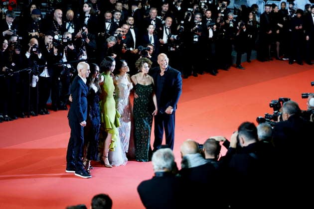Neal H Moritz, Jordana Brewster, Meadow Walker, Michelle Rodriguez, Dame Donna Langley, Vin Diesel Montée des marches du film The Fast and the Furious lors du 79ème Festival International du Film de Cannes, le 13 mai 2026 Jacovides Moreau Bestimage Red carpet for The Fast and the Furious at the 79th Cannes International Film Festival on May 13, 2026 Cannes France  Copyright: xJACOVIDES-MOREAUx xBESTIMAGExJACOVIDES-MOREAUx xBESTIMAGEx