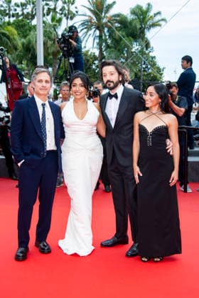 79th Cannes Film Festival Red Carpet of the movie -Nagi Notes- Palais des Festivals - Cannes, France Gael Garcia Bernal;Adriana Paz;Diego Luna;Anna Diaz 79th Cannes Film Festival Red Carpet of the movie -Nagi Notes- Palais des Festivals - Cannes, France 13th May 2026 SGPItalia id 134688_017 *Not Exclusive  Copyright: xSGPx