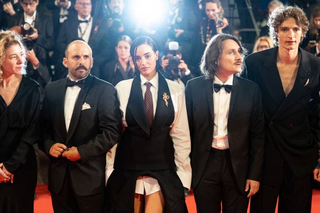 L Abandon (Forsaken) Screening - The 79th Annual Cannes Film Festival Eric Toledano and his sons attend the L Abandon (Forsaken) screening during the 79th annual Cannes Film Festival at Palais des Festivals, Credit:Lounis Tiar Avalon France, Cannes  Copyright: xLounisxTiarx xAvalonx 1098720844