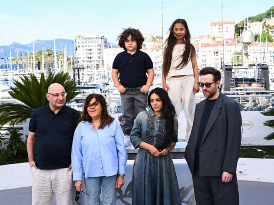 IPA84671814 - Cannes, 79th Cannes Film Festival 2026, day 2 - photocall of Quelques Mots D Amour - Pictured: Jacques Sebban, Paulette Chetrit, AÃ¯dan Djouadi, Hafsia Herzi, Ella Bedoucha and Rudi Rosenberg  Copyright: xAlbertoxTerenghix xPoolxPhotoxEventsx07x 84671814