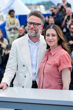 79eme Festival International du Film de Cannes Photocall with cast of Tangles 79th International Cannes Film Festival Photocall with cast of Tangles 455981 2026 05 14 Miller Rogen, Lauren Rogen, Seth  Copyright: xSergexArnalx xStarfacex STAR_455981_011