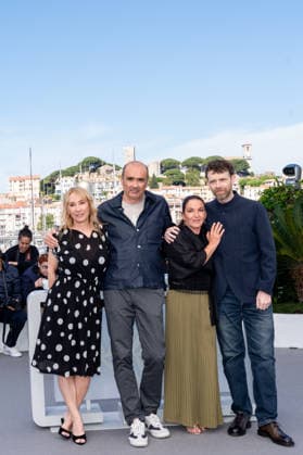 79eme Festival International du Film de Cannes Photocall with cast of LAbandon 79th International Cannes Film Festival Photocall with cast of LAbandon 455978 2026 05 14 Bercot, Emmanuelle Reinartz, Antoine Paty, Mickaelle Garenq, Vincent  Copyright: xEstellexCarlierx xStarfacex STAR_455978_026
