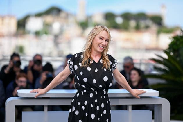 79eme Festival International du Film de Cannes Photocall with cast of LAbandon 79th International Cannes Film Festival Photocall with cast of LAbandon 455978 2026 05 14 Bercot, Emmanuelle  Copyright: xEstellexCarlierx xStarfacex STAR_455978_049