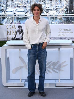 IPA84676405 - Cannes, 79th Cannes Film Festival 2026, day 2 - photocall of L Ã‚ge D Or (The Golden Age) - Pictured: Vassili Schneider  Copyright: xAlbertoxTerenghix xPoolxPhotoxEventsx07x 84676405