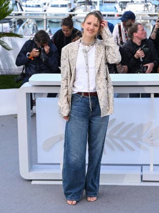 IPA84676416 - Cannes, 79th Cannes Film Festival 2026, day 2 - photocall of L Ã‚ge D Or (The Golden Age) - Pictured: Yara Vianello  Copyright: xAlbertoxTerenghix xPoolxPhotoxEventsx07x 84676416