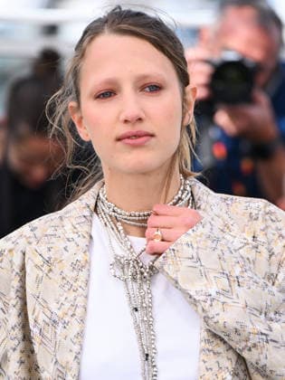 IPA84676433 - Cannes, 79th Cannes Film Festival 2026, day 2 - photocall of L Ã‚ge D Or (The Golden Age) - Pictured: Yara Vianello  Copyright: xAlbertoxTerenghix xPoolxPhotoxEventsx07x 84676433