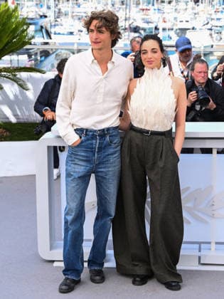IPA84676480 - Cannes, 79th Cannes Film Festival 2026, day 2 - photocall of L Ã‚ge D Or (The Golden Age) - Pictured: Souheila Yacoub and Vassili Schneider  Copyright: xAlbertoxTerenghix xPoolxPhotoxEventsx07x 84676480