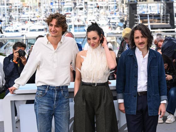 IPA84676495 - Cannes, 79th Cannes Film Festival 2026, day 2 - photocall of L Ã‚ge D Or (The Golden Age) - Pictured: BÃ renger Thouin, Souheila Yacoub and Vassili Schneider  Copyright: xAlbertoxTerenghix xPoolxPhotoxEventsx07x 84676495