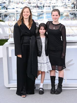 IPA84677031 - Cannes, 79th Cannes Film Festival 2026, day 2 - photocall of El Deshielo (The Meltdown) - Pictured: Saskia Rosendahl, Maia Rae Domagala and Maya O Rourke  Copyright: xAlbertoxTerenghix xPoolxPhotoxEventsx07x 84677031