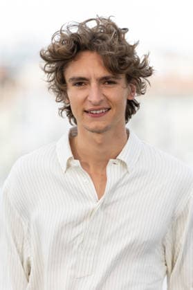 Vassili Schneider au photocall du film LÂge DOr The Golden Age lors du 79ème Festival International du Film de Cannes, France, le 14 mai 2026 Jacovides Moreau Bestimage LÂge DOr The Golden Age photocall at the 79th annual Cannes Film Festival at Palais des Festivals on May 14, 2026 in Cannes, France Cannes France  Copyright: xJACOVIDES-MOREAUx xBESTIMAGExJACOVIDES-MOREAUx xBESTIMAGEx