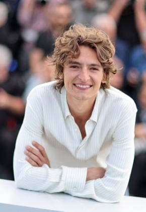 Vassili Schneider au photocall du film LÂge DOr The Golden Age lors du 79ème Festival International du Film de Cannes, France, le 14 mai 2026 Jacovides Moreau Bestimage LÂge DOr The Golden Age photocall at the 79th annual Cannes Film Festival at Palais des Festivals on May 14, 2026 in Cannes, France Cannes France  Copyright: xJACOVIDES-MOREAUx xBESTIMAGExJACOVIDES-MOREAUx xBESTIMAGEx