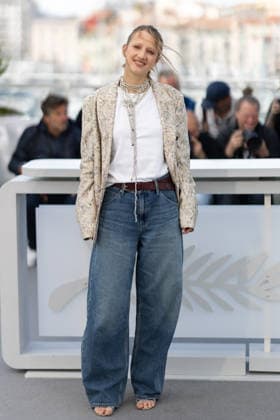 Yile Yara Vianello au photocall du film LÂge DOr The Golden Age lors du 79ème Festival International du Film de Cannes, France, le 14 mai 2026 Jacovides Moreau Bestimage LÂge DOr The Golden Age photocall at the 79th annual Cannes Film Festival at Palais des Festivals on May 14, 2026 in Cannes, France Cannes France  Copyright: xJACOVIDES-MOREAUx xBESTIMAGExJACOVIDES-MOREAUx xBESTIMAGEx