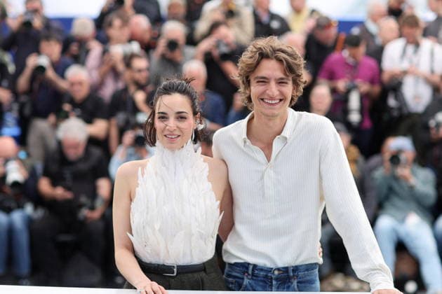 Souheila Yacoub et Vassili Schneider au photocall du film LÂge DOr The Golden Age lors du 79ème Festival International du Film de Cannes, France, le 14 mai 2026 Jacovides Moreau Bestimage LÂge DOr The Golden Age photocall at the 79th annual Cannes Film Festival at Palais des Festivals on May 14, 2026 in Cannes, France Cannes France  Copyright: xJACOVIDES-MOREAUx xBESTIMAGExJACOVIDES-MOREAUx xBESTIMAGEx