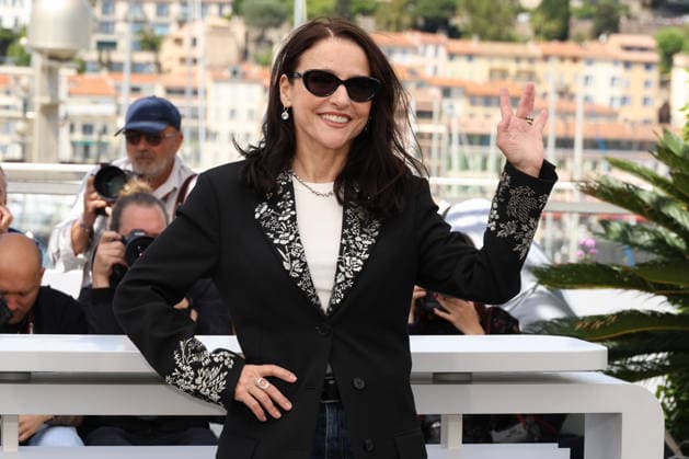 79ème Festival International du Film de Cannes Photocall with cast of the film Tangles 79th Cannes Film Festival Photocall with cast of the film Tangles Julia Louis Dreyfus 455989 2026 05 14 Cannes France  Copyright: xIsabellexVautierx xStarfacex STAR_455989_032