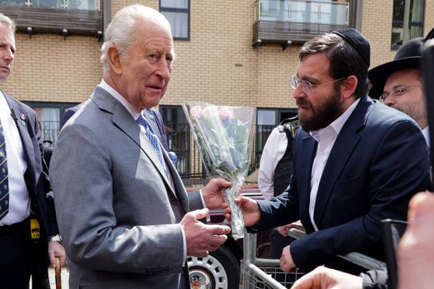 May 14, 2026, London, London, UK: London, UK. King Charles III meets members of Jewish community outside Jewish Care in Golders Green, London after meeting representatives of the Jewish community and local charities, following a series of antisemitic attacks, including a recent knife attack in the area, Wednesday, 29 April 2026. London UK - ZUMAl94_ 20260514_zaf_l94_043 Copyright: xDinendraxHariax