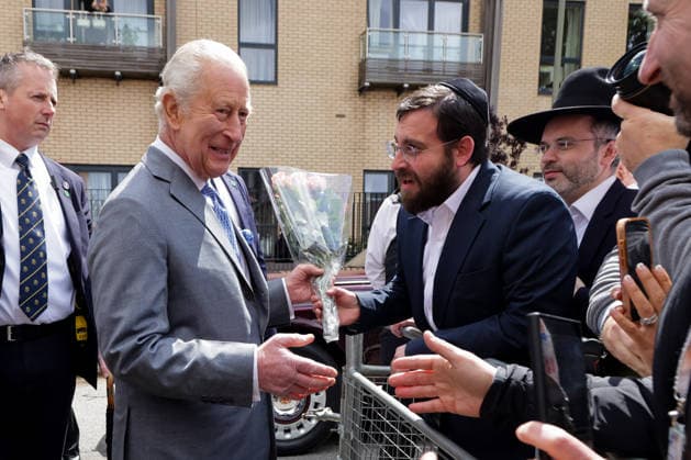 May 14, 2026, London, London, UK: London, UK. King Charles III meets members of Jewish community outside Jewish Care in Golders Green, London after meeting representatives of the Jewish community and local charities, following a series of antisemitic attacks, including a recent knife attack in the area, Wednesday, 29 April 2026. London UK - ZUMAl94_ 20260514_zaf_l94_044 Copyright: xDinendraxHariax