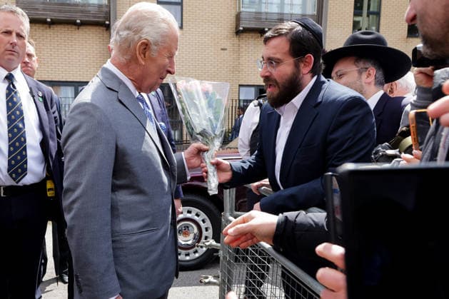 May 14, 2026, London, London, UK: London, UK. King Charles III meets members of Jewish community outside Jewish Care in Golders Green, London after meeting representatives of the Jewish community and local charities, following a series of antisemitic attacks, including a recent knife attack in the area, Wednesday, 29 April 2026. London UK - ZUMAl94_ 20260514_zaf_l94_046 Copyright: xDinendraxHariax