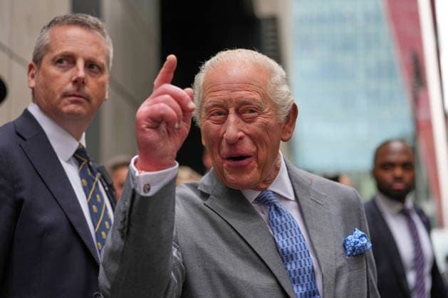 Britain Royals Britain s King Charles III points after meeting students taking part in workshops organised by National Youth Music Theatre (NYMT) at The Other Palace in London, Thursday, May 14, 2026., Credit:Avalon.red PA ROTA - B68 Avalon GBR, London  Copyright: xAvalon.redx xPAxROTAx-xB68x xAvalonx 1098913279