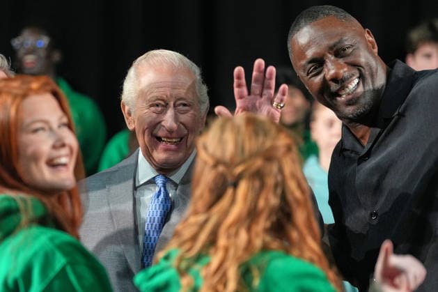 Britain Royals Britain s King Charles III joins English actor Idris Elba in meeting students taking part in workshops organised by National Youth Music Theatre (NYMT) at The Other Palace in London, Thursday, May 14, 2026., Credit:Avalon.red PA ROTA - B68 Avalon GBR, London  Copyright: xAvalon.redx xPAxROTAx-xB68x xAvalonx 1098913294